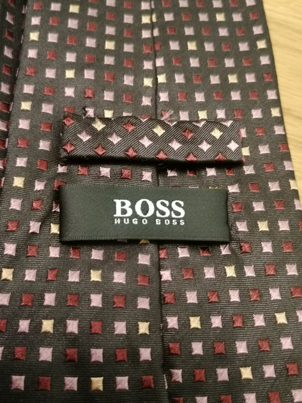 Hugo Boss Krawatten: HUGO BOSS Krawatte 100% Seide - Nr. 186 – Gebraucht aus Basel von vintagecollector 2