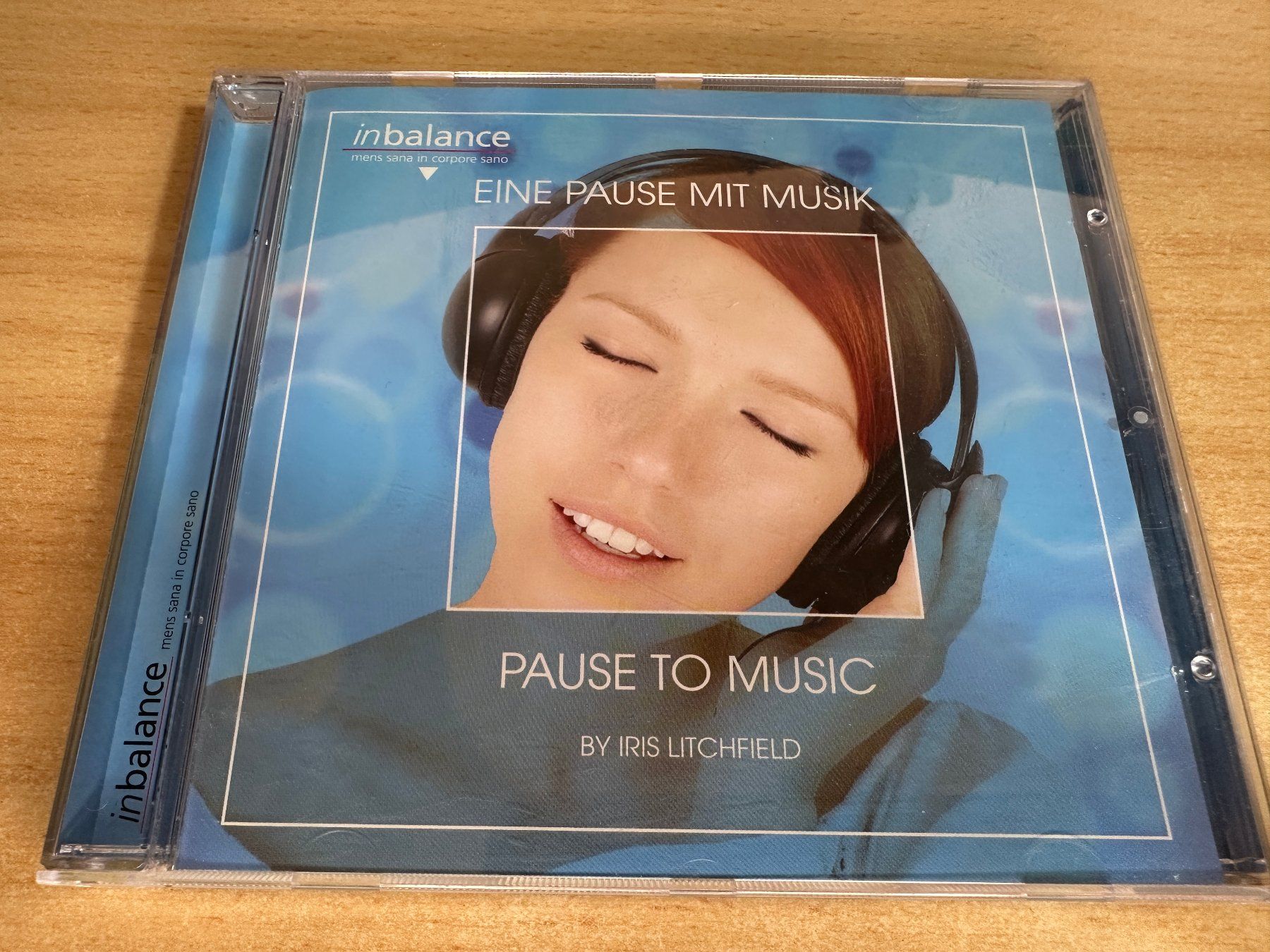 CD: H8 Iris Lichfield - Pause to Music – Usato da Rikon im Tösstal venduto da Alpenmutz