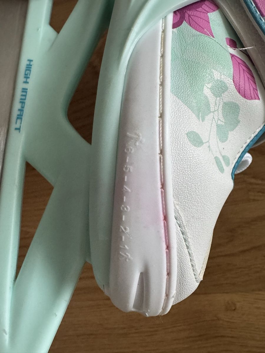 Pattini da ghiaccio: Verstellbare Schlittschuhe – Usato da Zug venduto da sil_j6rl 1