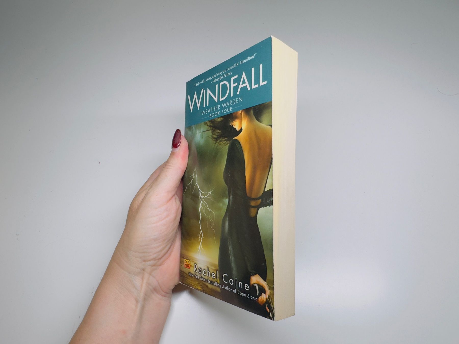 Libri: NOVEL: Rachel Caine, Windfall – Usato da Grosswangen venduto da English_books 1