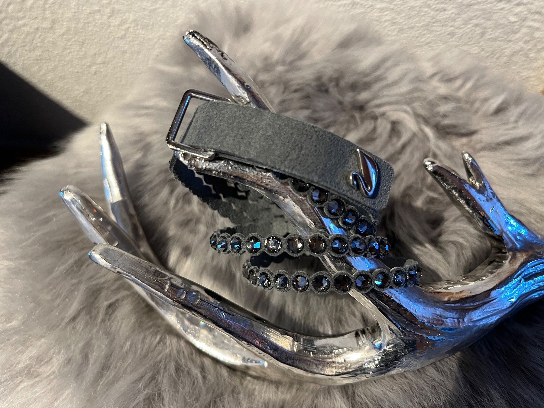 Swarovski Bracciali & Braccialetti: Funkelndes Swarovski Armband, anthrazit – Nuovo (secondo la descrizione) da Grindelwald venduto da ricarda1970 1