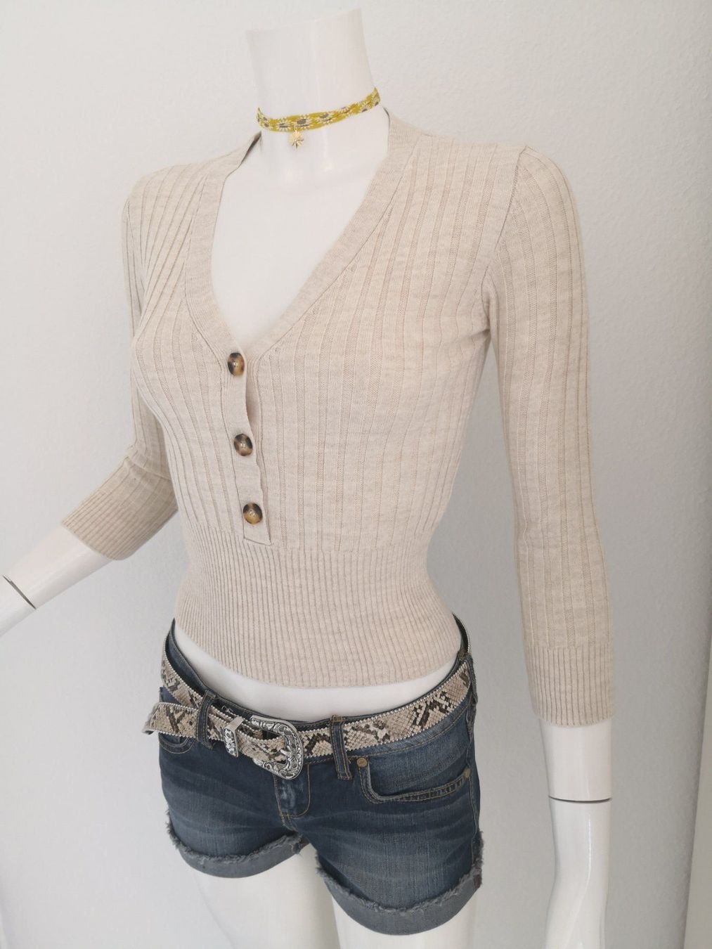 Mango Maglioni & Felpe: 🤩MANGO STRICK PULLOVER BEIGE & KNÖPFE NEU & D&G P. – Nuovo (secondo la descrizione) da Olten venduto da Naja-Twins-Twins 4