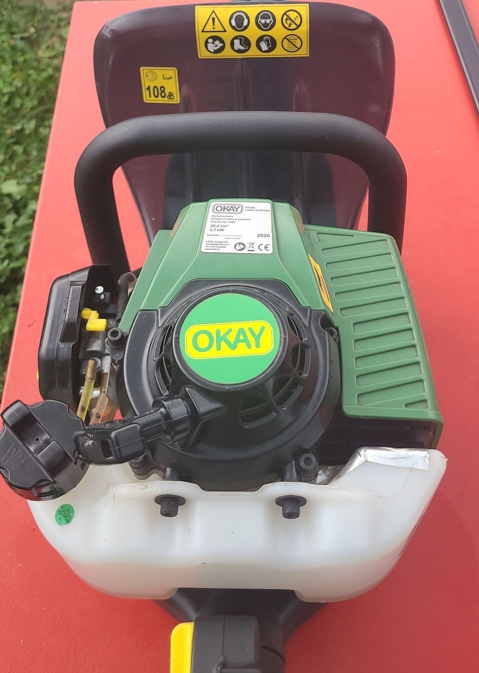 Toutes les machines: Okey Heckenschere Neuwertig gebraucht – D'occasion à Brienz BE par Hundechef