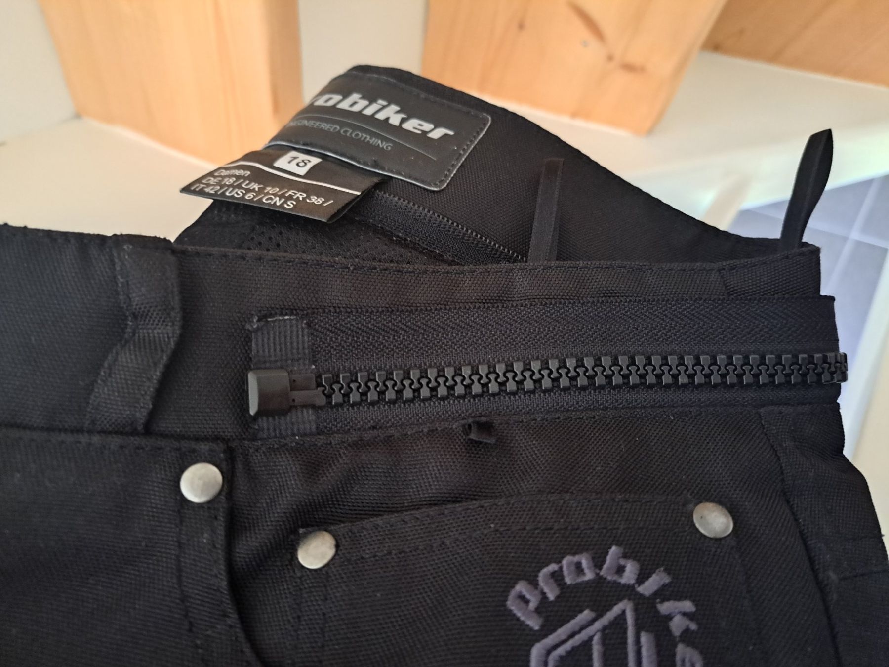 Pantaloni: Damen Motorradhose Probiker – Usato da Samstagern venduto da mel_ks7d 4