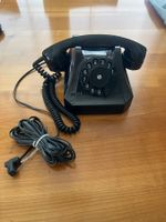 Tischtelefon mit Wählscheibe