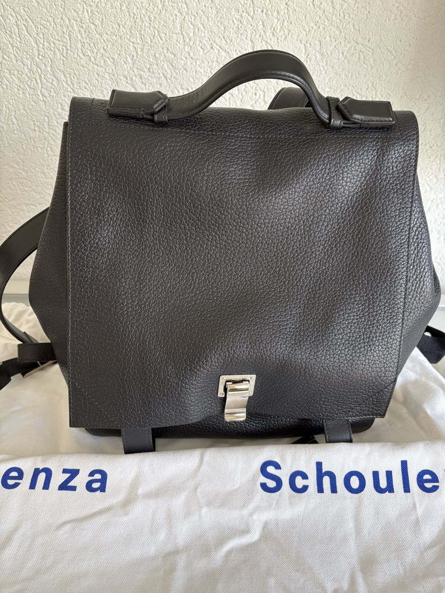 Zaini: Proenza Schouler Rucksack Leder schwarz – Usato da Härkingen venduto da sus_y7s8