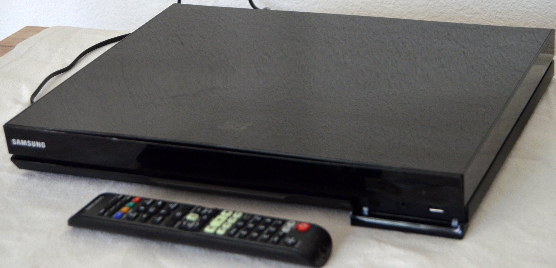 Samsung Multimediaplayer & Streamer: Samsung HT-D5500 3D Blu-ray – Gebraucht aus Collonges von arashee 2