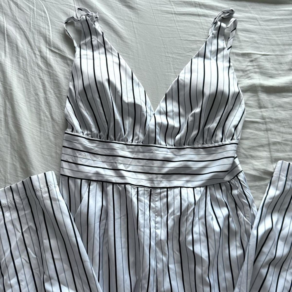 Tute: White Striped Jumpsuit – Nuovo e nell'imballaggio originale da Basel venduto da 1moonstar 2
