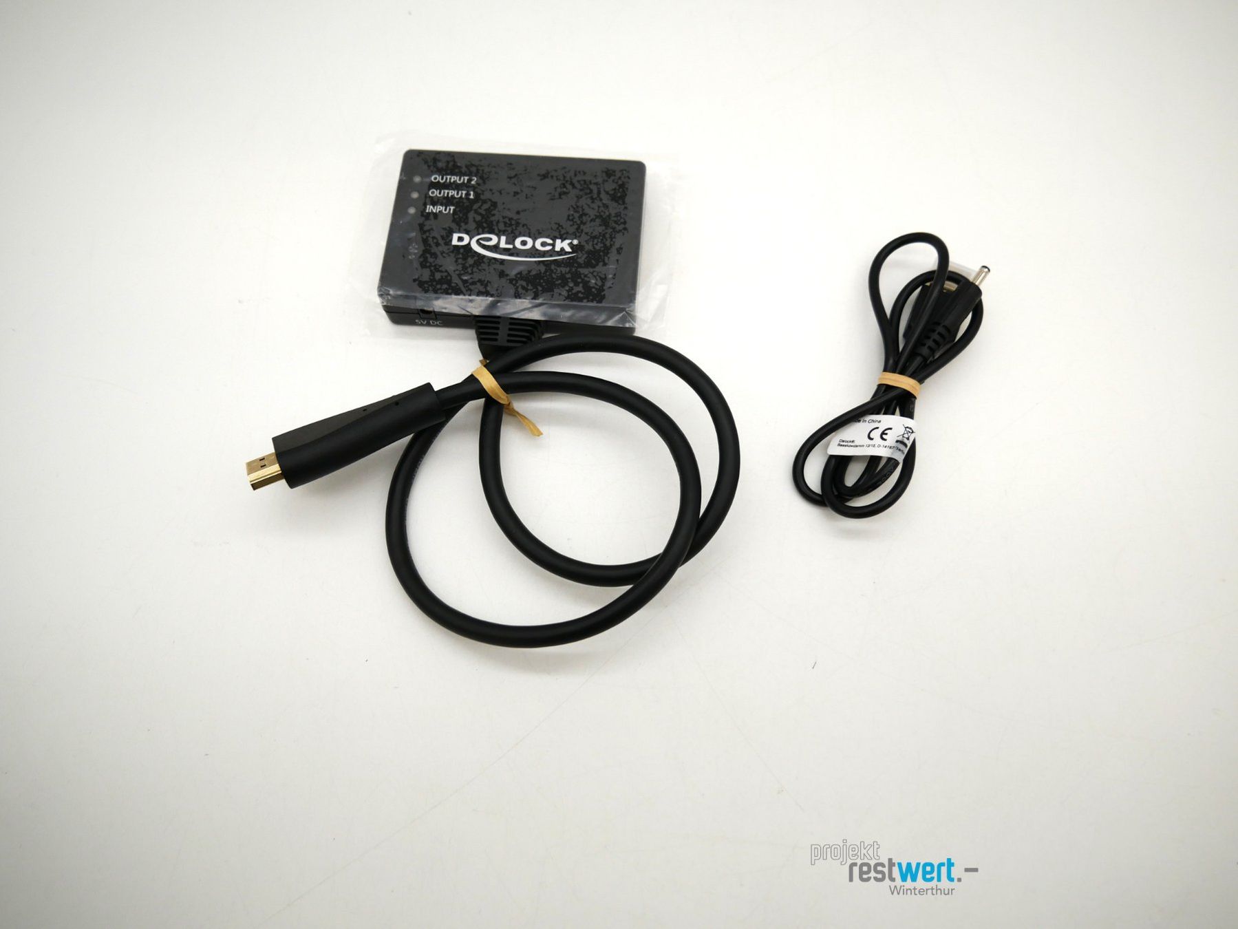 Adapter: DELOCK HDMI Splitter 4K/30Hz – Neu (gemäss Beschreibung) aus Winterthur von Restwert_Winterthur