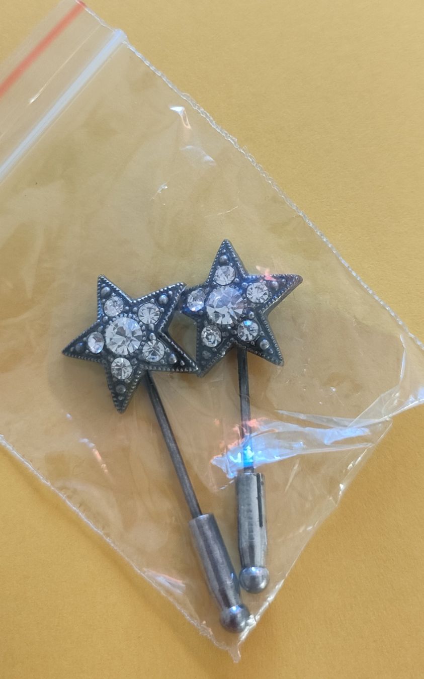 Altri gioielli: Modeschmuck. Ohrstecker und Ring neu – Usato da Oberuzwil venduto da Rainbow64 3