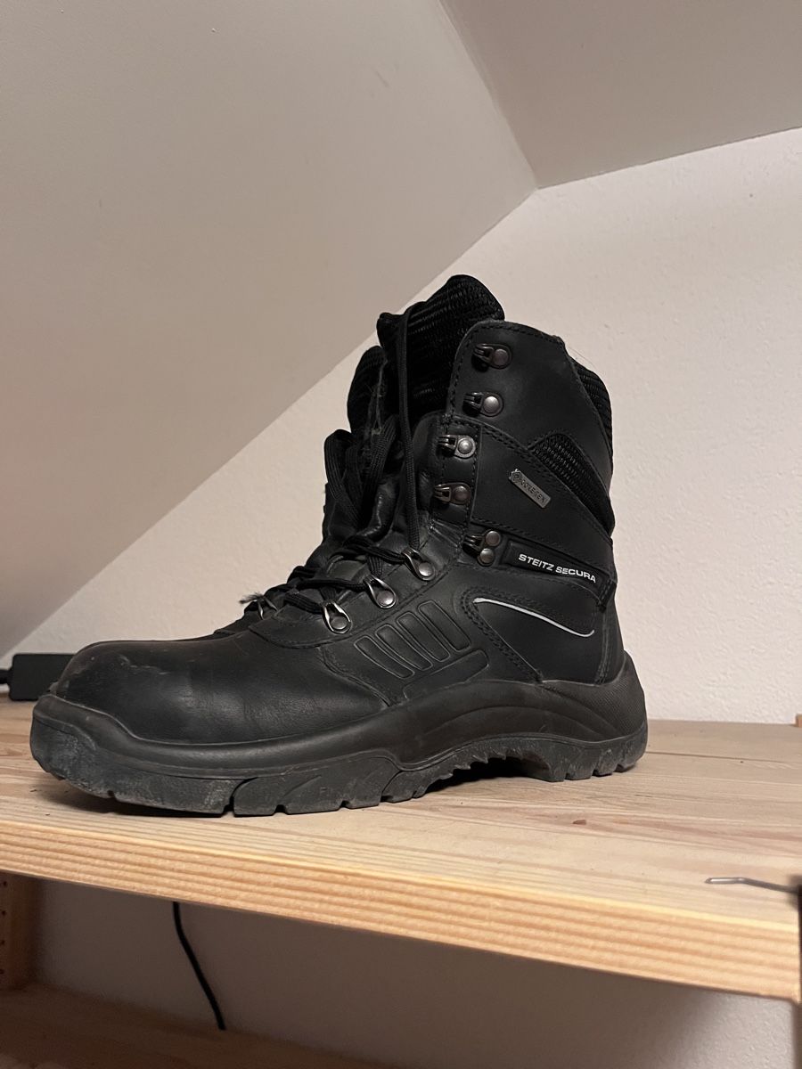 Herrenschuhe: Stahlkappem Stiefel Grösse 40 – Gebraucht aus Bern von bonjourpatricia