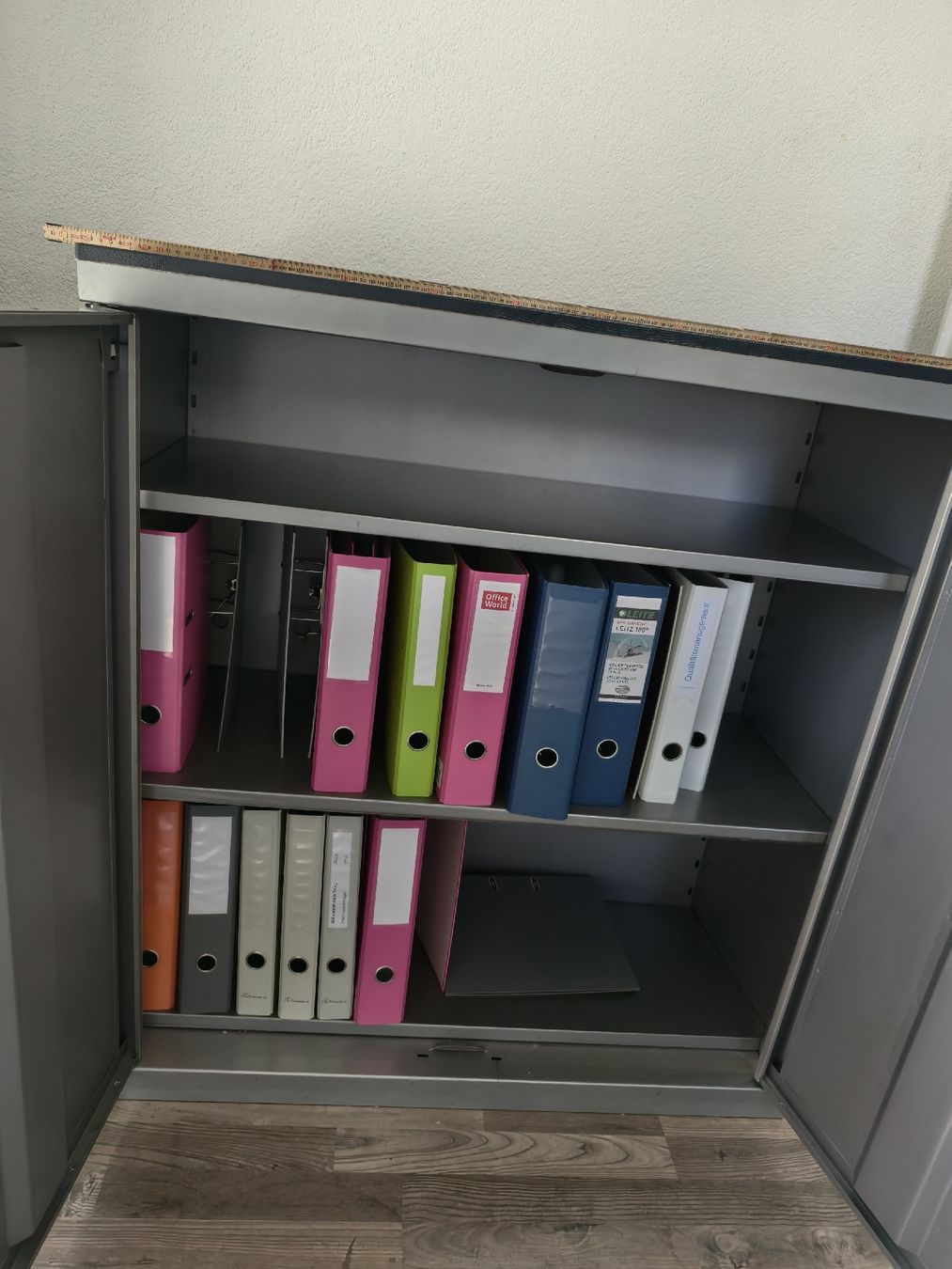 Armoires: Aktenschrank / Büroschrank – D'occasion à Birr par Barnee85 1