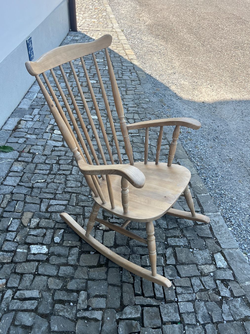 Chaises: Schaukelstuhl – D'occasion à Zürich par neon_studio_zuerich 5