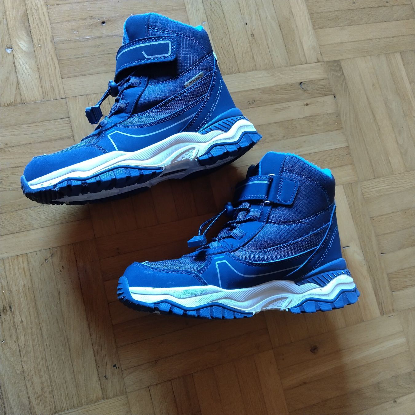 Scarpe da uomo: Kinder Winterschuhe blau Grösse 33 – Usato da Oberdorf NW venduto da niederj 4