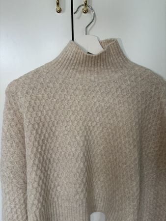 Zara Pullover beige mit Rückenausschnitt Grösse M