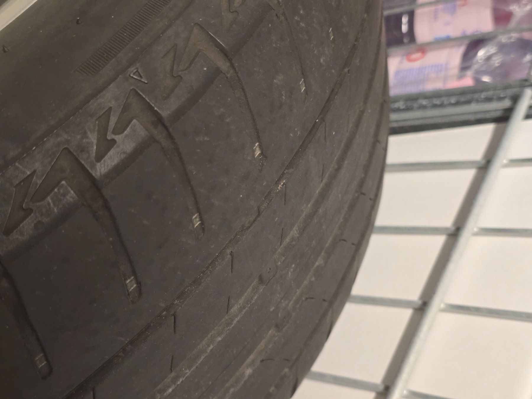 Audi Pneumatici & Ruote complete: Audi A4 Sommerräder 17 Zoll – Usato da Winterthur venduto da stevun 7