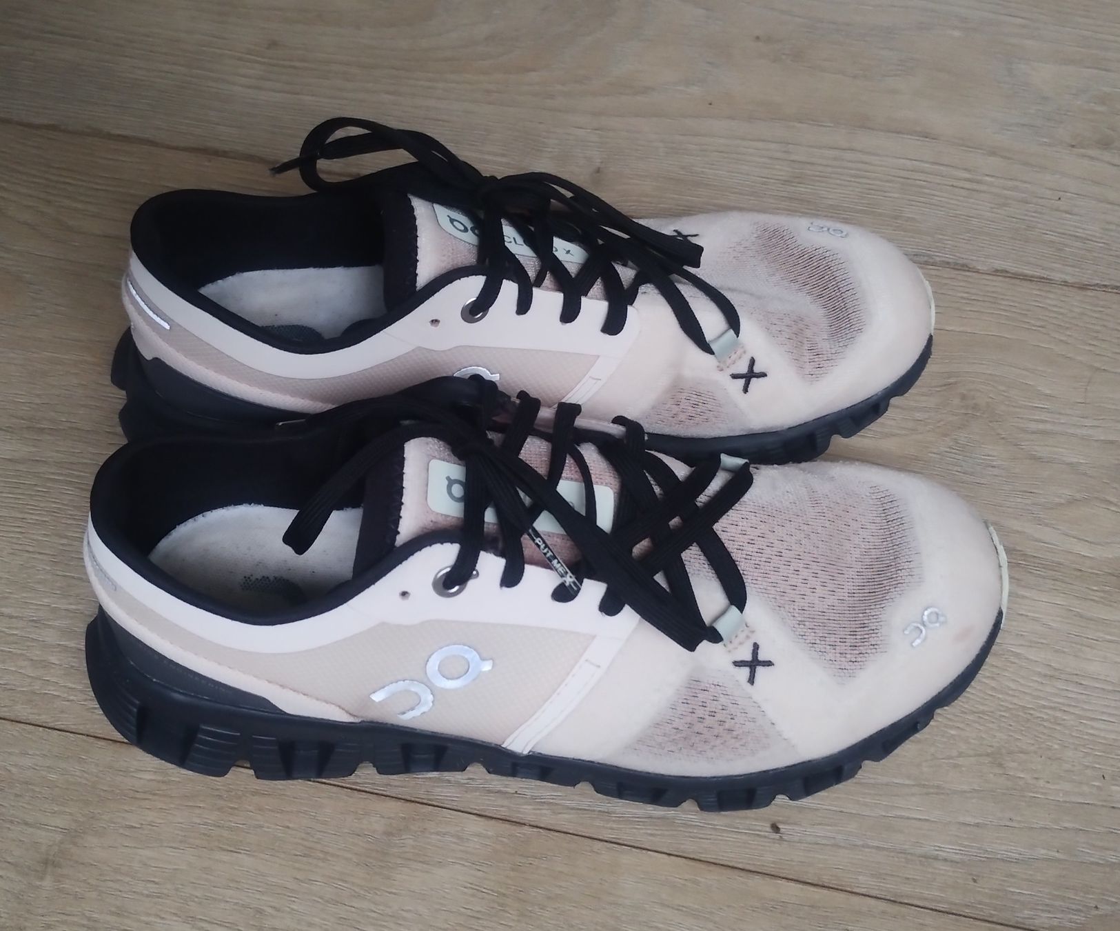 On Scarpe da donna: On Cloud Turn-Laufschuhe Grösse 39 – Usato da Schiers venduto da bak007