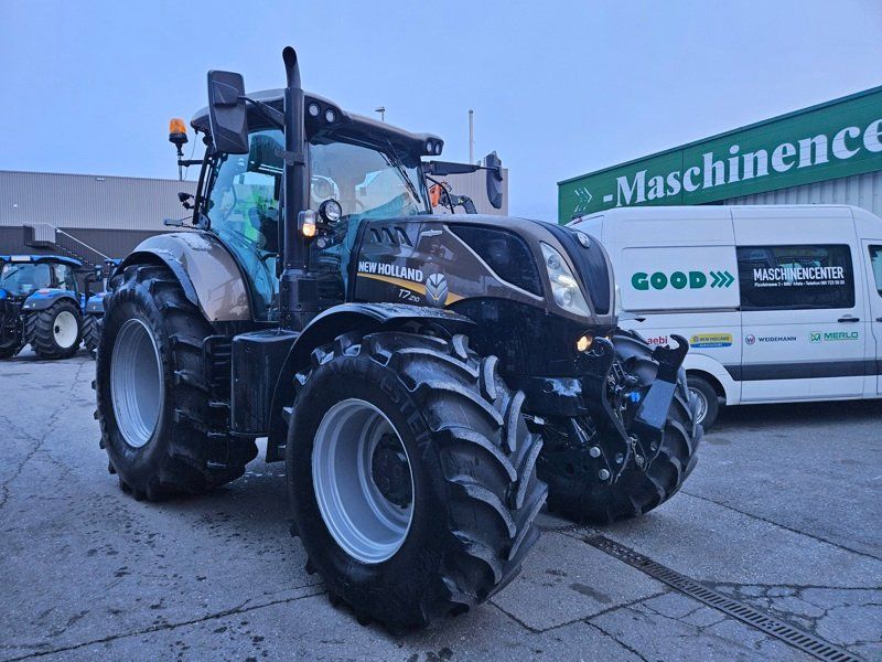 New Holland Traktoren: Traktor New Holland T7.210 AC GPS Ready – Gebraucht aus Mels von lad_8ctm