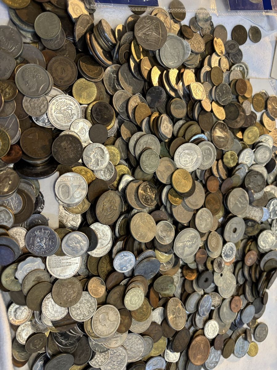 Alle Münzen: Über 7 kg Äuslenden Müssen  – Gebraucht aus Niederhasli von abd_bm8t 1