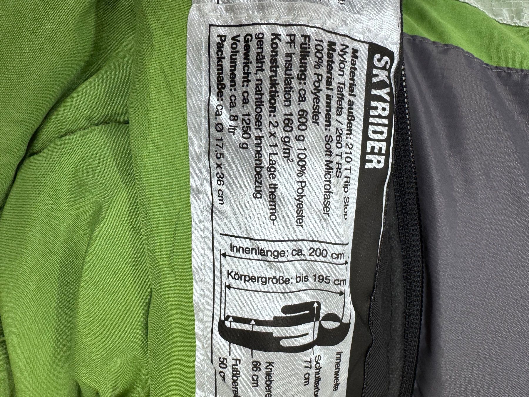 Schlafsäcke: 2 magnifiques sacs de couchage comme neuf – Neu (gemäss Beschreibung) aus Nyon von Swiss.quality 4