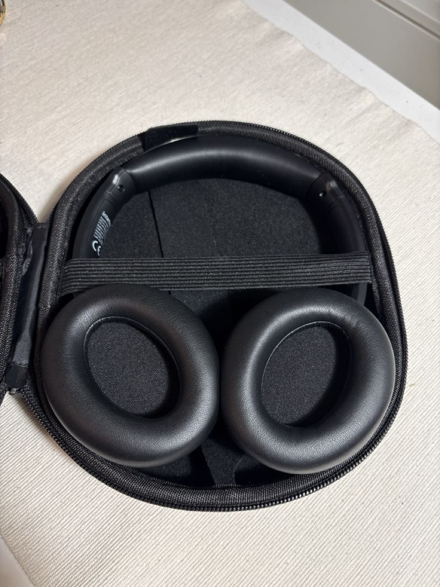 Cuffie: Headphones New (Interdiscount) – Nuovo (secondo la descrizione) da Le Grand-Saconnex venduto da Rav_Sha7 1