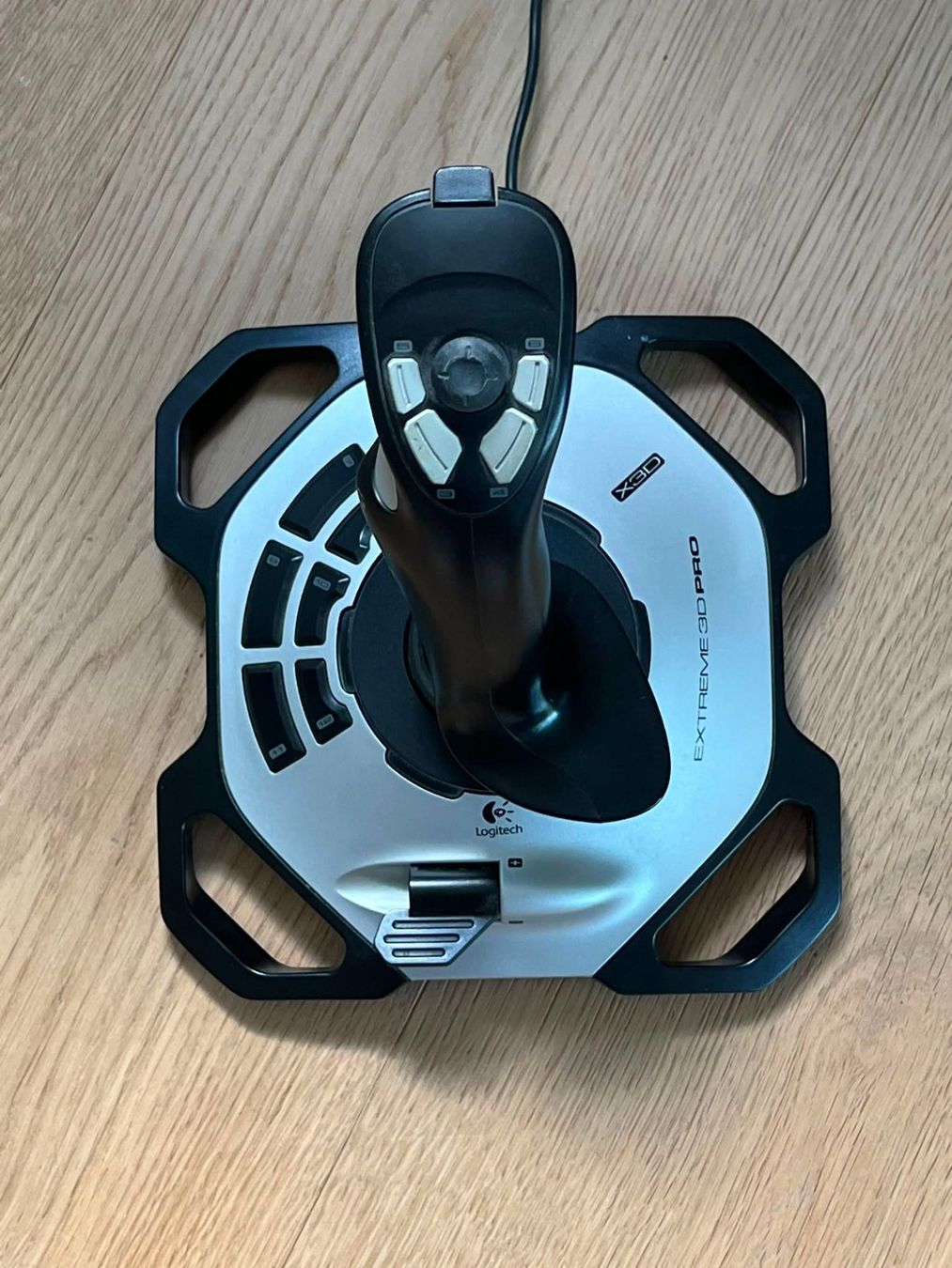 Logitech Controller: Logitech Extreme 3D Pro Joystick für Flugsimulator – Usato da Winterthur venduto da maranello123 1
