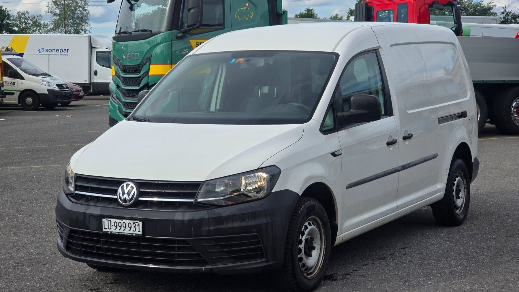 VW Veicoli commerciali: VW Caddy 2.0 TDI Maxi – Usato da Emmenbrücke venduto da meu_2j8p