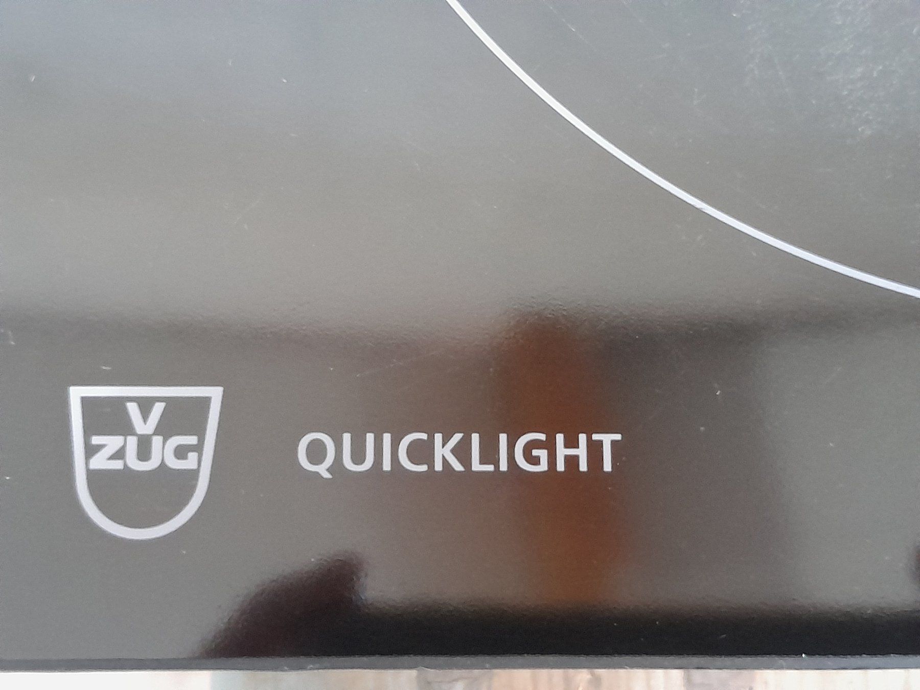 V-Zug Cucine: Glaskeramik Kochfeld V-ZUG Quicklight – Usato da Zürich venduto da raphahello 4
