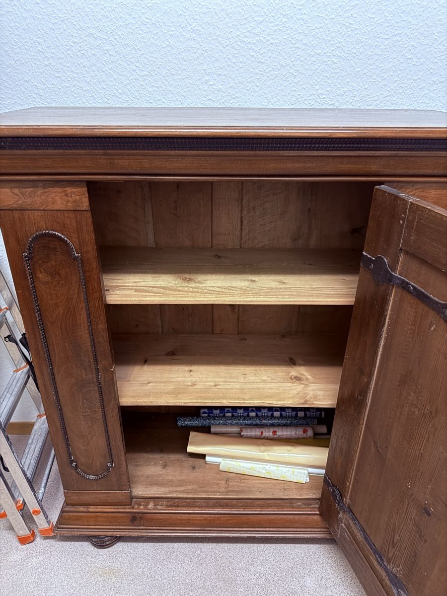 Cassettiere: Antikes Vertiko / Halbschrank (wohl 1900) – Usato da Muri b. Bern venduto da ben_7qzc 1