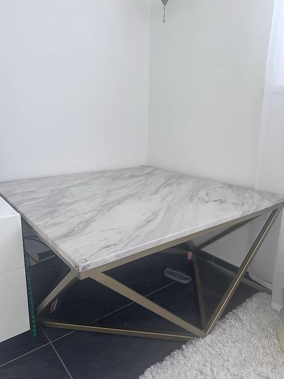 Tavoli: Couchtisch quadratisch 80 x 80 cm – Usato da Stetten AG venduto da 5uck5