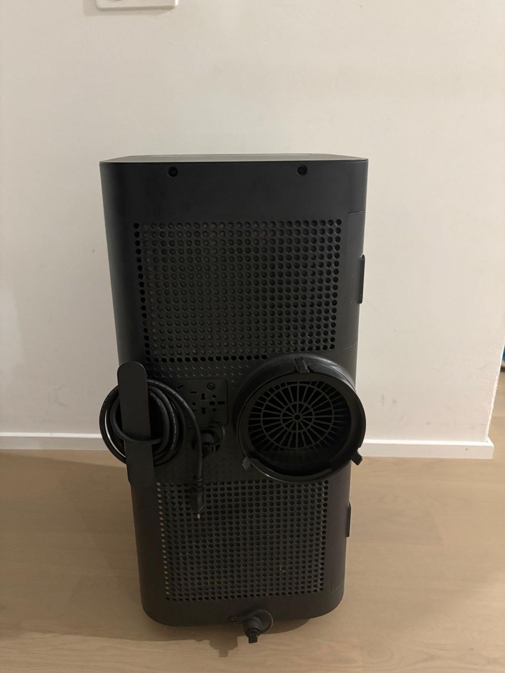 Condizionatori: Furber mobile air conditioner black with remote control – Nuovo (secondo la descrizione) da Zürich venduto da dha_t9vq 1