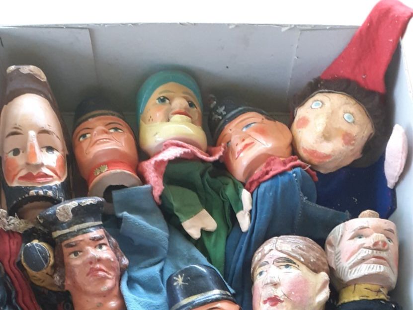 Giocattoli: Antike Kasperlefiguren - Lot – Usato da Mörschwil venduto da antiksalon 8