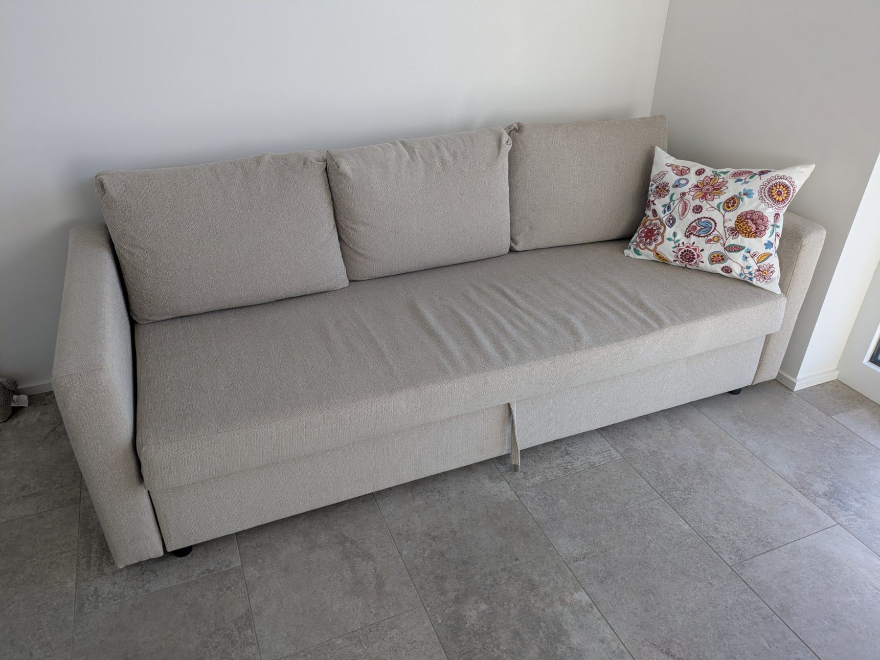 Ikea Divani: Ausklappbares Schlafsofa – Usato da Heerbrugg venduto da zec_r5gc