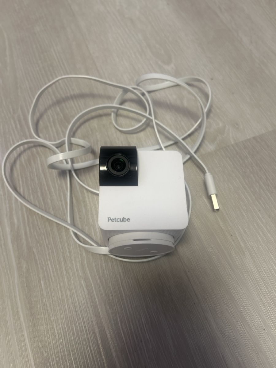 Fotocamera: Petcube Kamera – Usato da Engwilen venduto da Michelle.e13