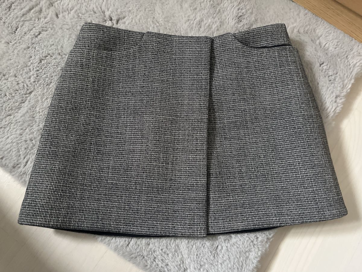 H&M Röcke: H&M Premium Edition Minirock Gr 40 – Neu (gemäss Beschreibung) aus Esslingen von NebulaPine