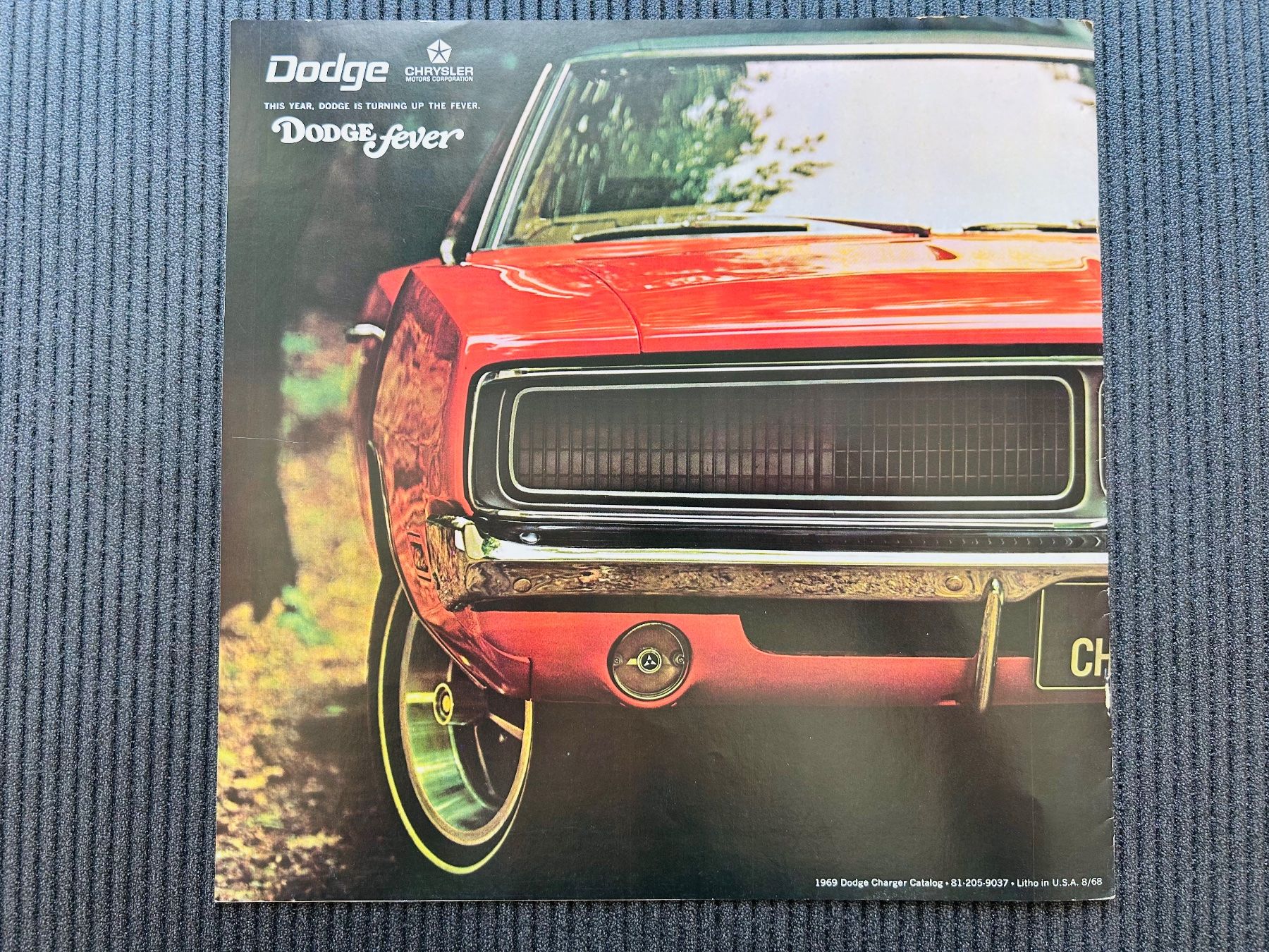 Dodge Documenti: Dodge Charger Original Brochure 1969 – Usato da Herrliberg venduto da surfcafe 6