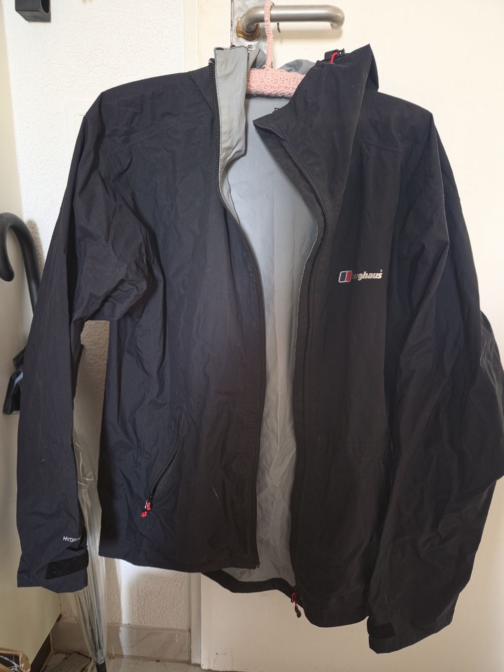 Berghaus Giacche: Berghaus RegenJacke Grösse L – Usato da Arlesheim venduto da Gargy79