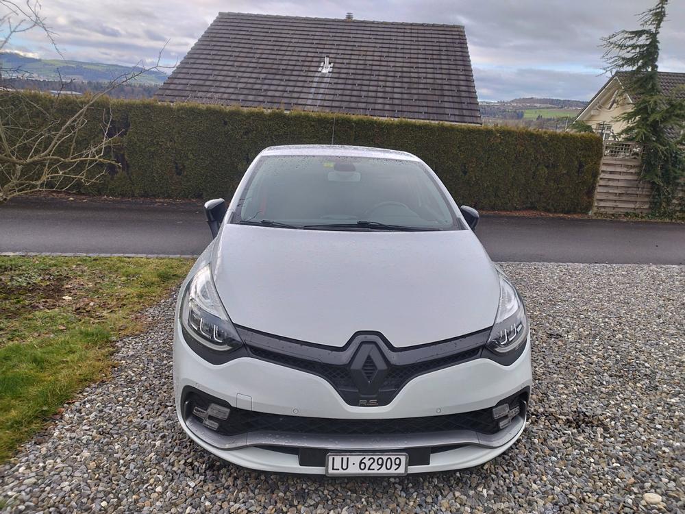 RENAULT Clio 1.6 T RS 220 Trophy EDC