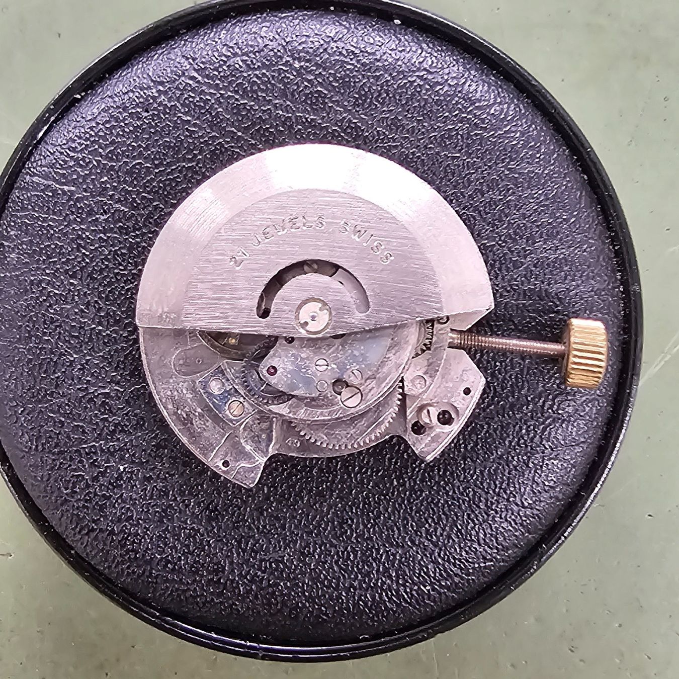Orologi: Mouvement EB 8127 – Difettoso da Tramelan venduto da Nirdan