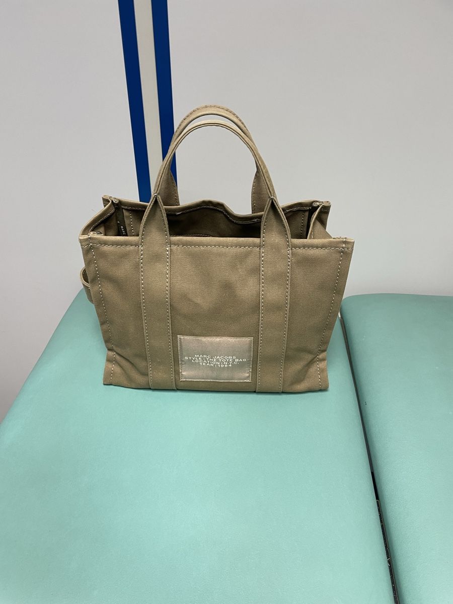Marc Jacobs Sacs femmes: Sac à main – D'occasion à Vallamand par bikette01 2