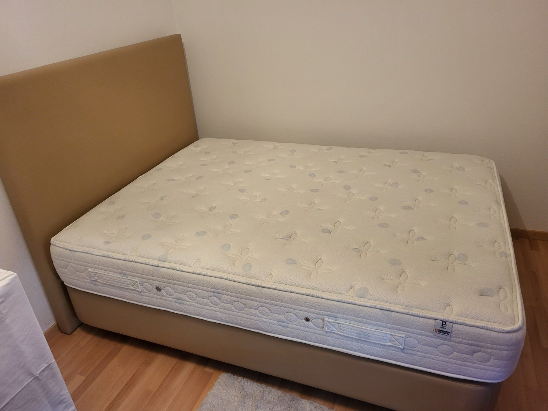 Letti: Queen Size Bett aus Faux Leder – Usato da Wetzikon ZH venduto da ZetMaster