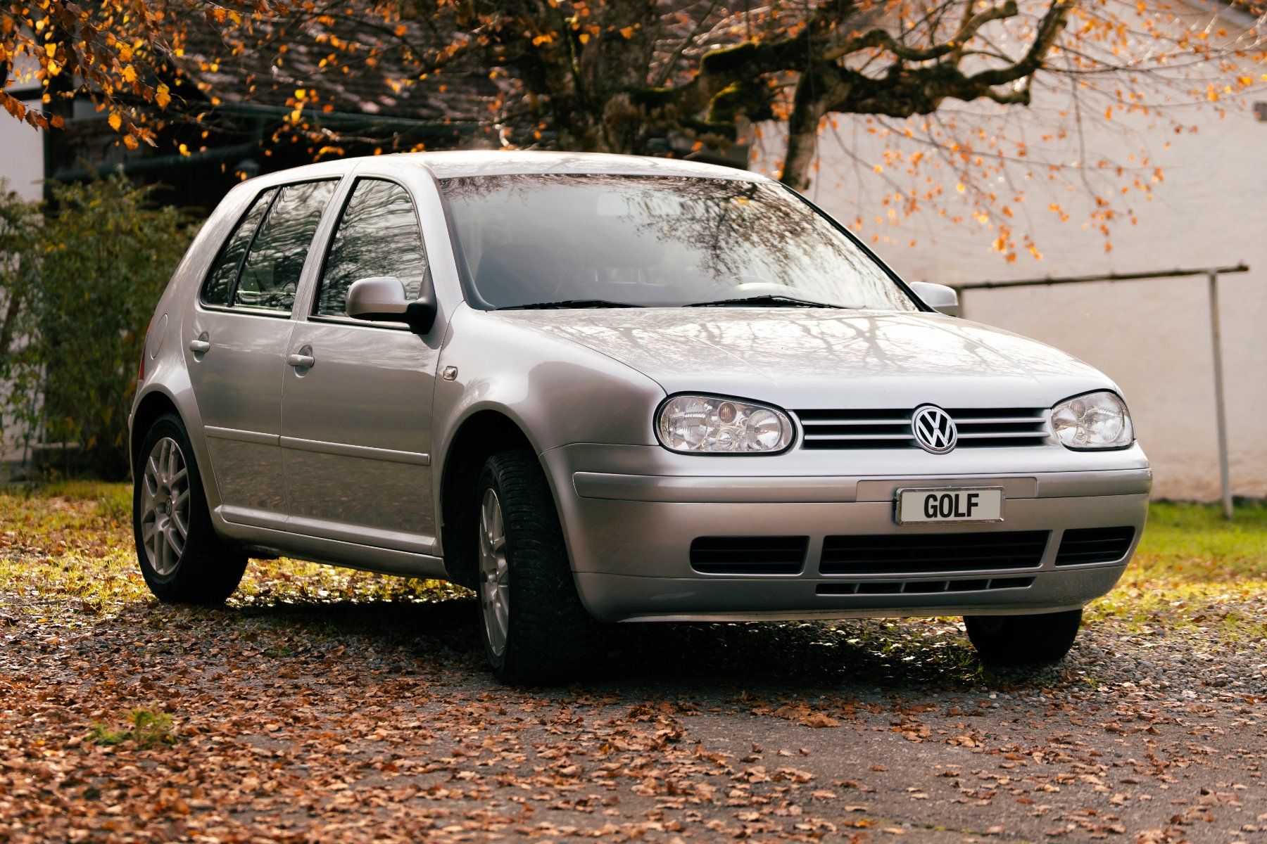 VW Autos: VW Golf 4 – Gebraucht aus Fribourg von joe_b9fb