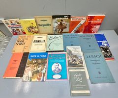 NOTENHEFTE - MUSIKBÜCHER AB 1.-!!!
