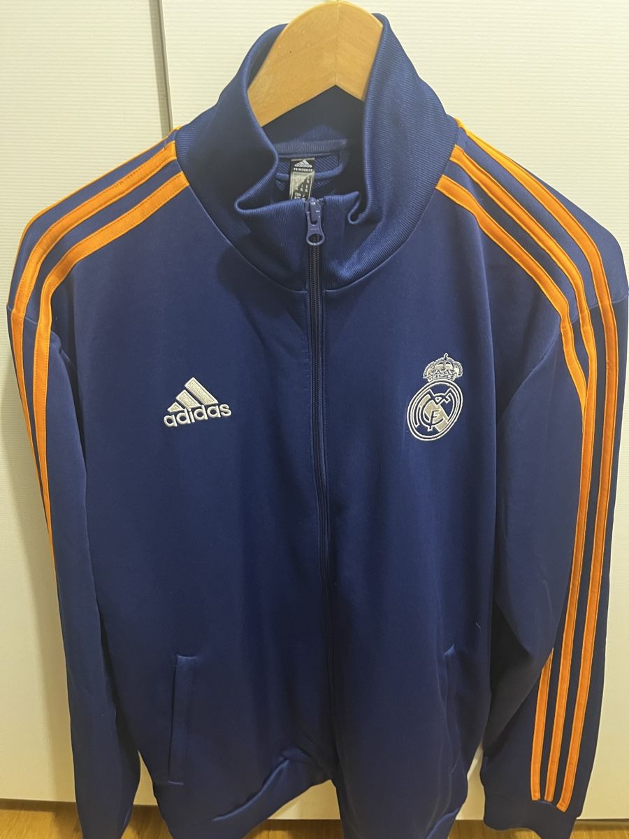 Jacken: Real Madrid Jacke Blau – Gebraucht aus Buchs ZH von dani_realmadrid