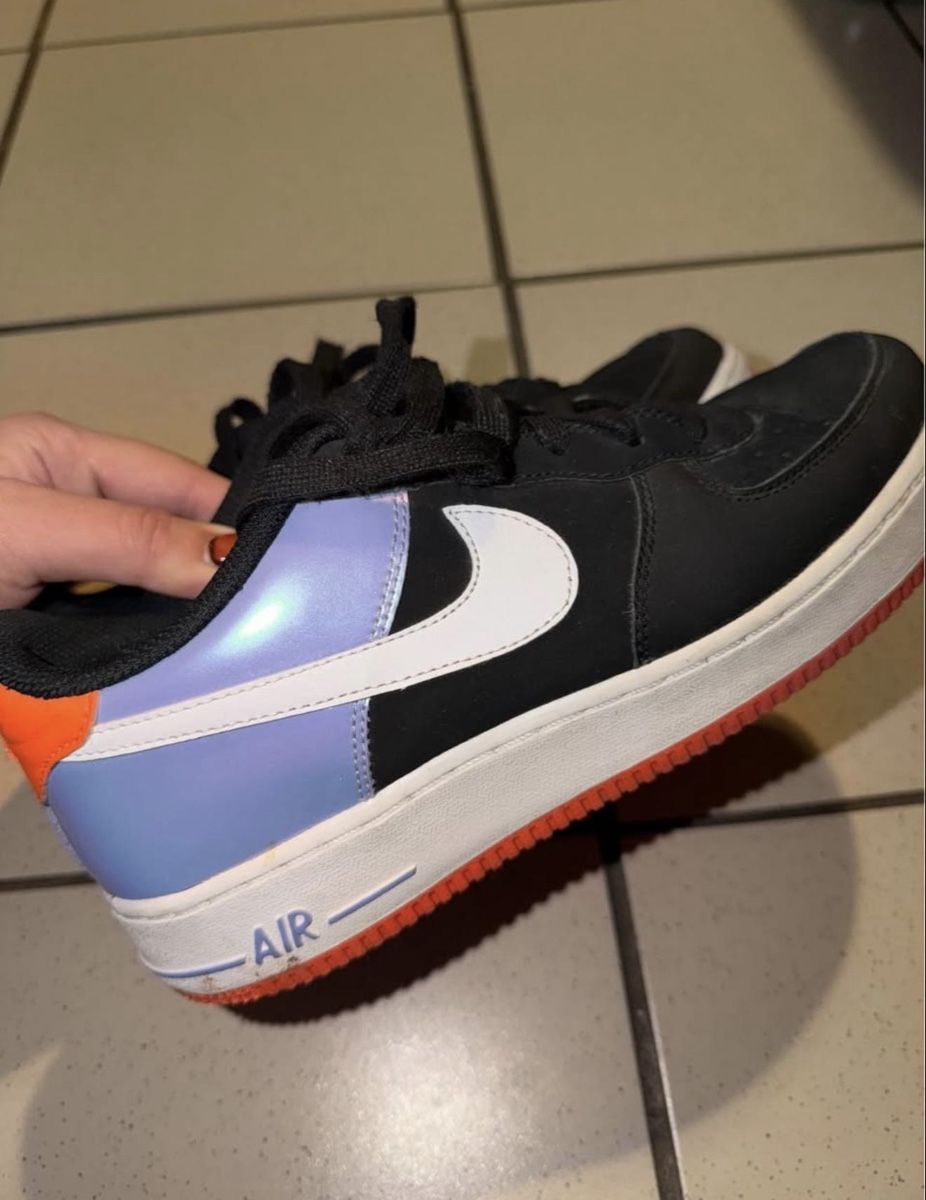Damenschuhe: Nike Air force one édition limitée – Neu (gemäss Beschreibung) aus Biel/Bienne von 9999 2