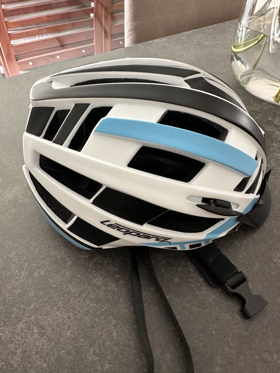 Caschi: Fahrradhelm Damen – Usato da Zürich venduto da dan_bxq2 1