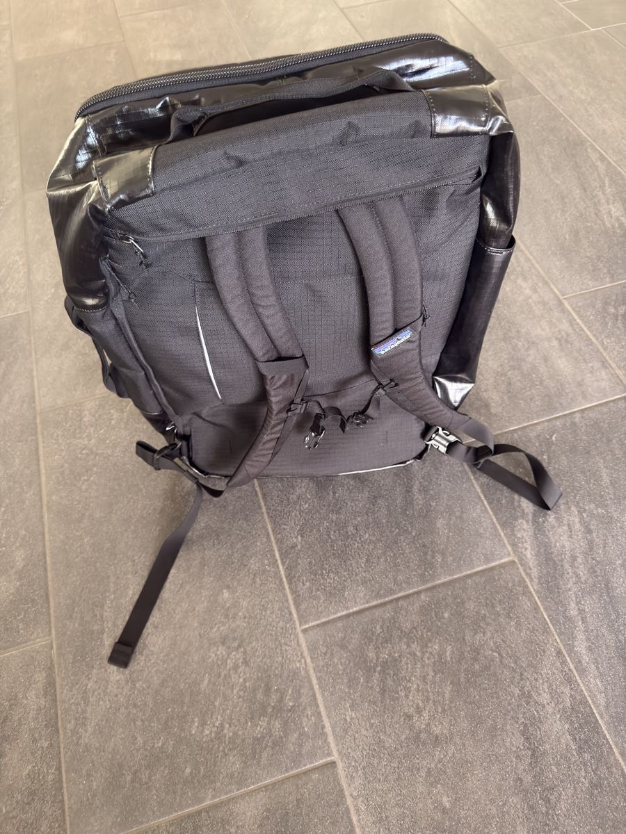 Patagonia Zaini: Patagonia Duffel Backpack – Usato da Birmenstorf AG venduto da 8ballCH 2