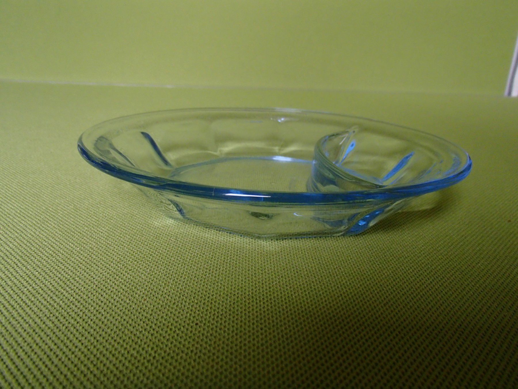 Teller: 6 hellblaue Vintage Glasschalen mit Einteilung – Gebraucht aus Schöfflisdorf von pullux 6