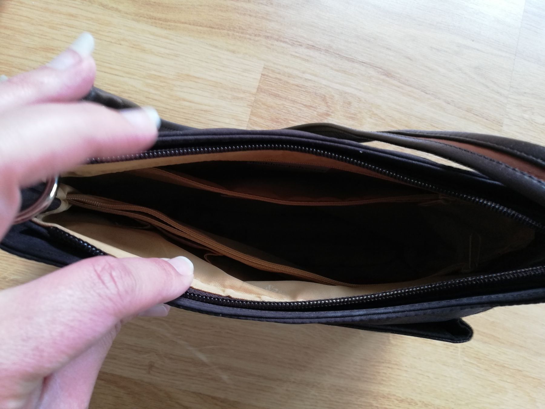 Sacs femmes: Braune Handtasche – D'occasion à Büttikon AG par Amineah 5
