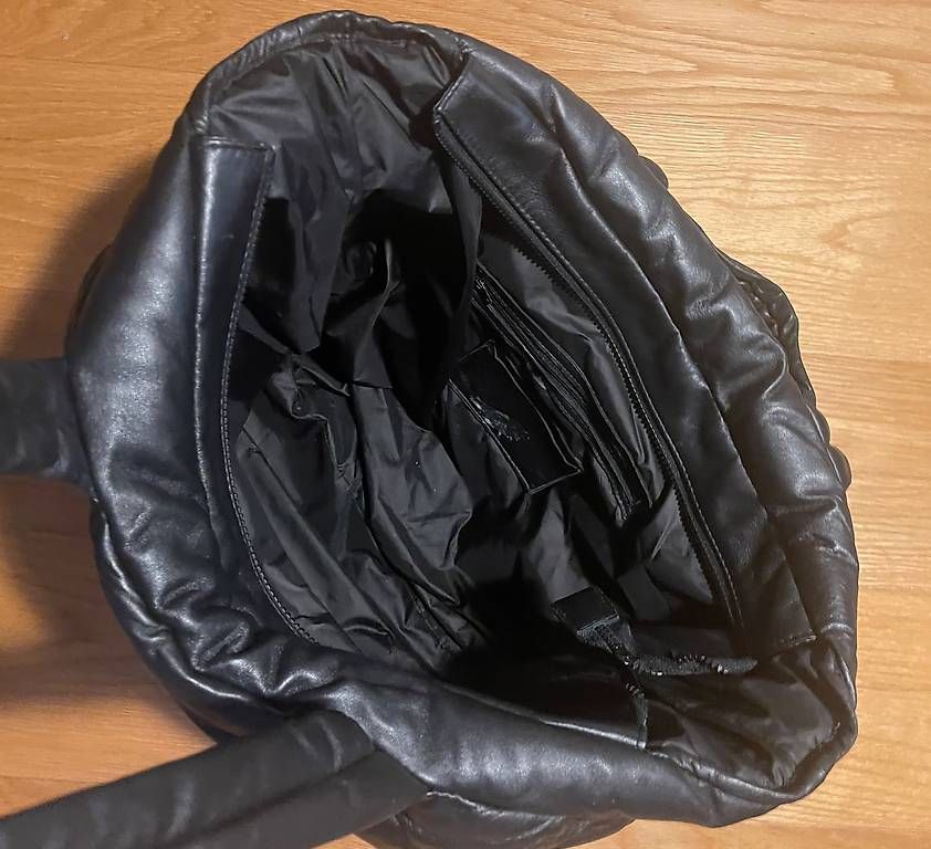 Borse: Schwarzer Leder Shopper gesteppt / Mom Bag – Usato da Horgen venduto da penjoat13 2